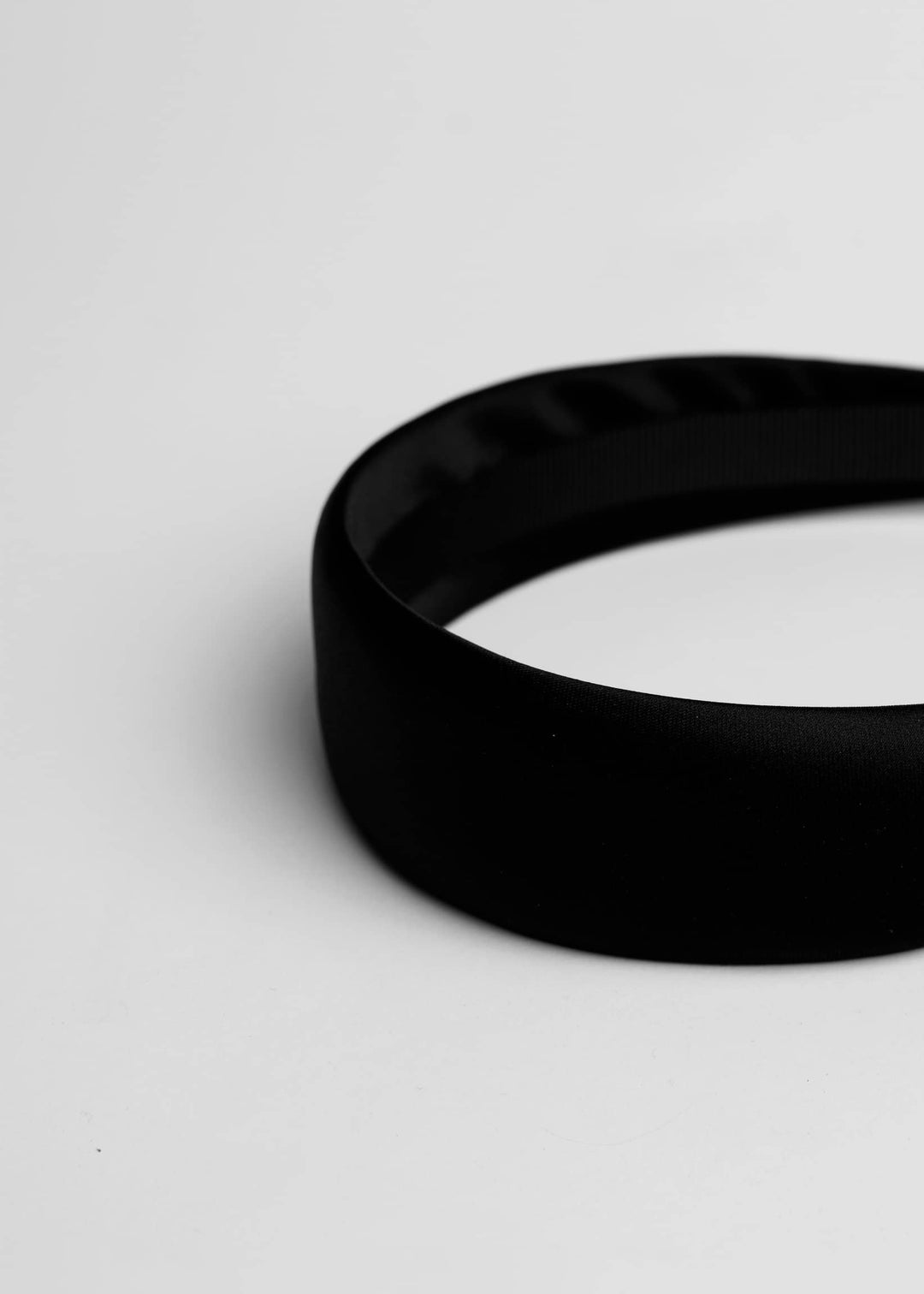 Blair classic satin headband, handmade, Luvertta