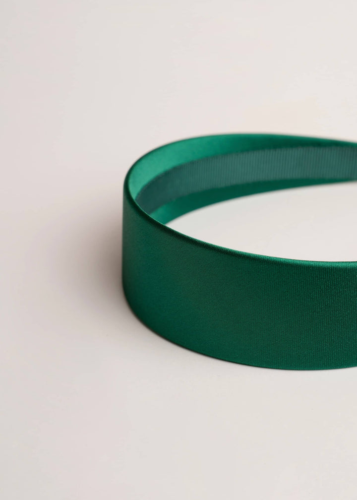 Emma slim satin headband, minimalist everyday style, Luvertta