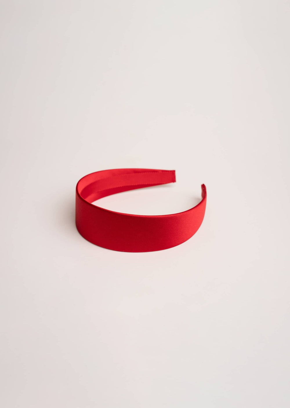 Emma slim satin headband, minimalist everyday style, Luvertta