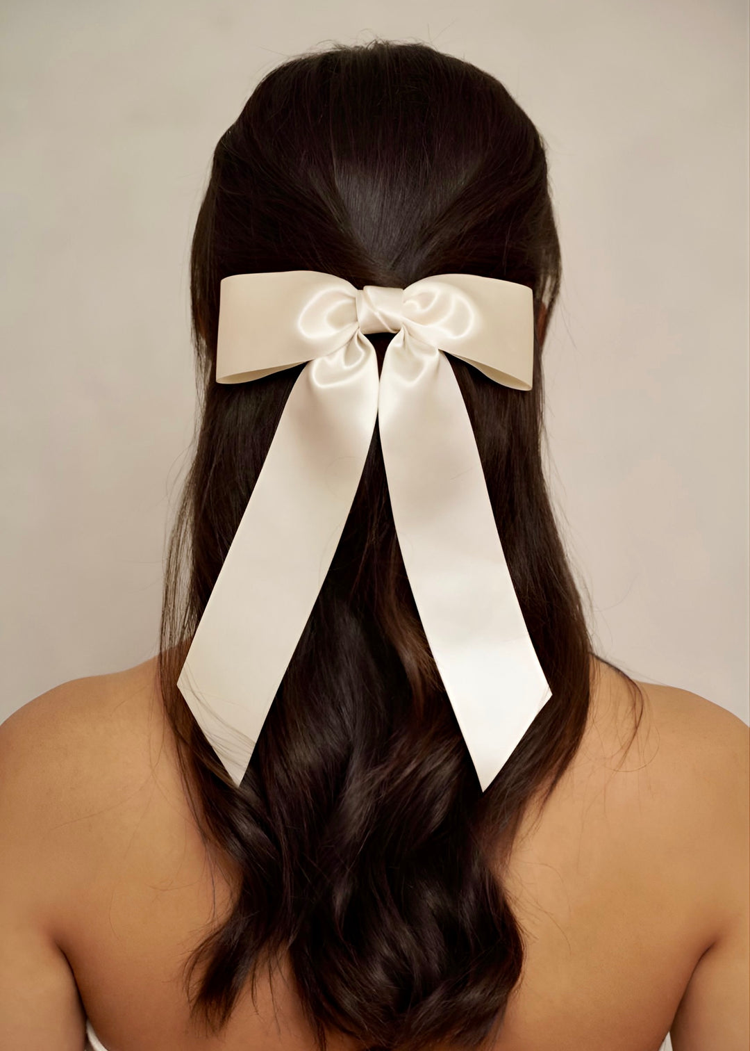 Charlotte hand-tied satin bow barrette in white, Luvertta