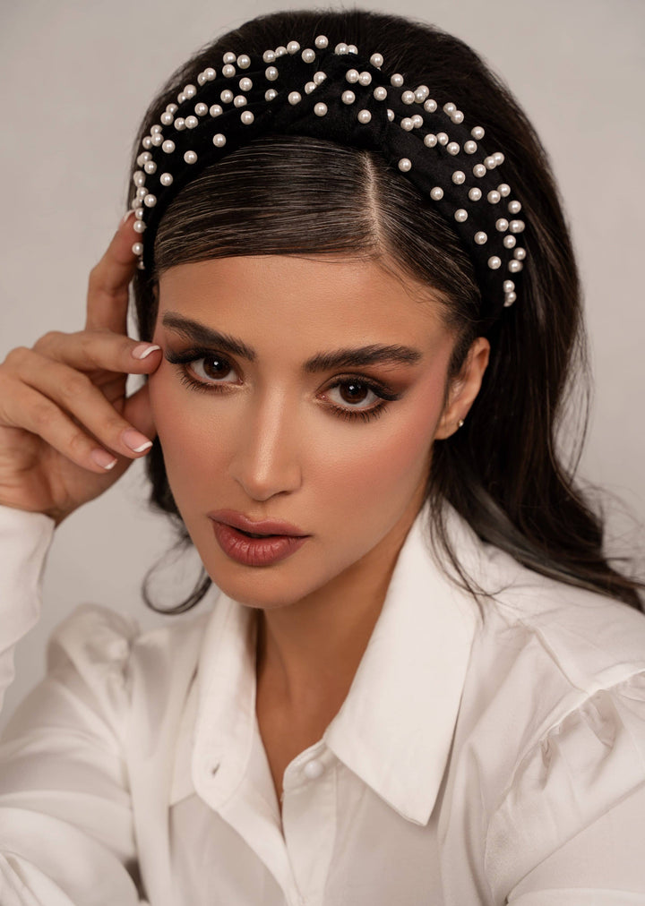 Megan pearl headband in velvet, handmade, Luvertta