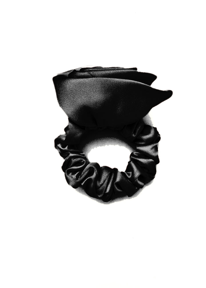 Baby blue rose-shaped satin scrunchie, Luvertta